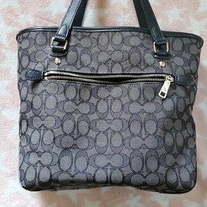 Coach purse/shoulderbag